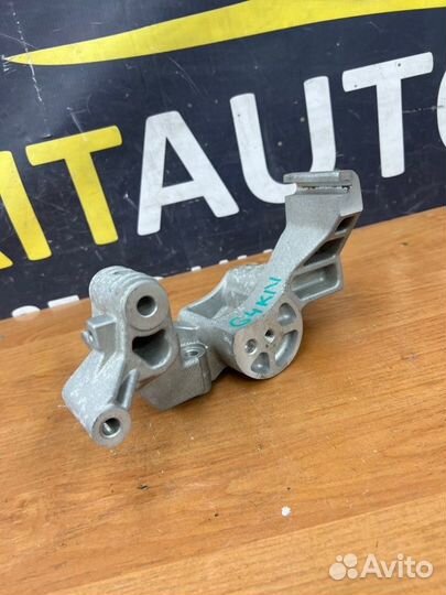 Кронштейн генератора Kia Sportage 5 G4KN 2021-2023