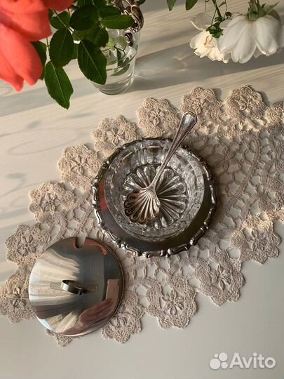 Винтажная сырница сахарница на подставке. Италия