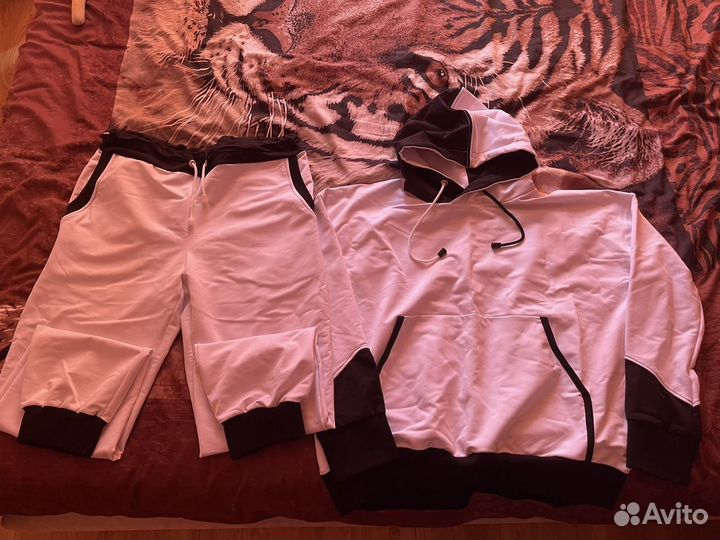 Спортивный костюм новый мужской