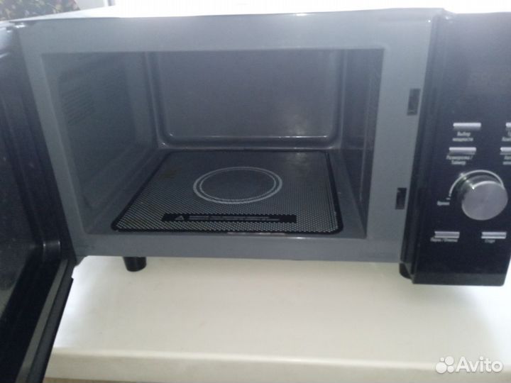 Микроволновая печь Leran FMO 23X70 GB (с грилем)