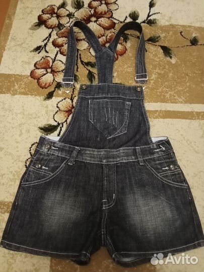 Комбинезон женский с шортами