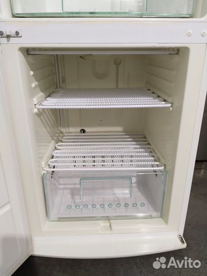 Холодильник electrolux