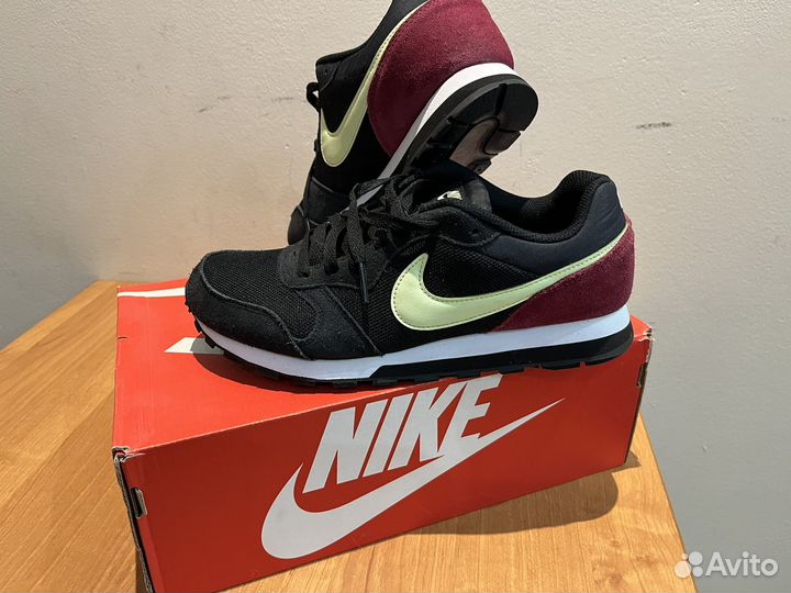 Кроссовки nike