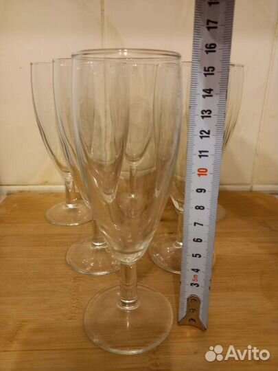 Бокалы для шампанского