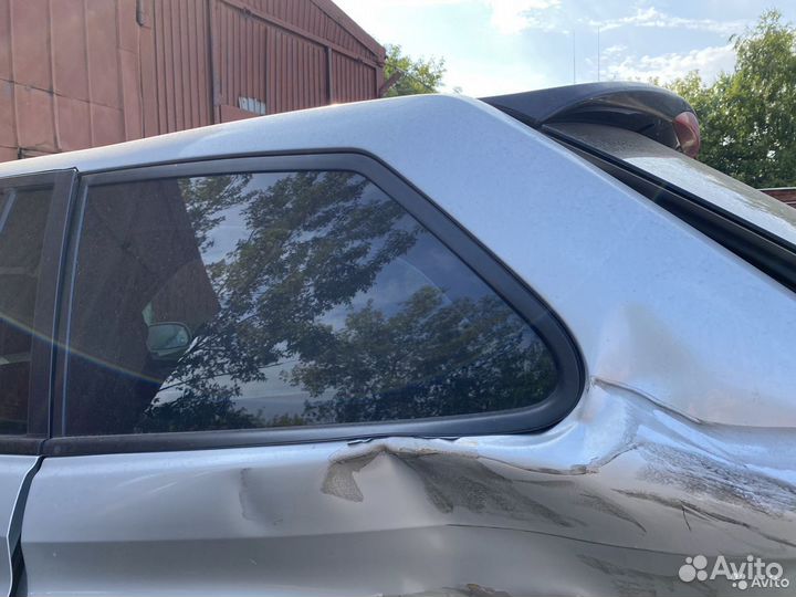 Стекло треугольник заднее левое SsangYong Kyron