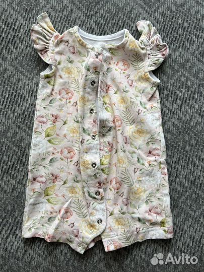 Комплект вещей на девочку