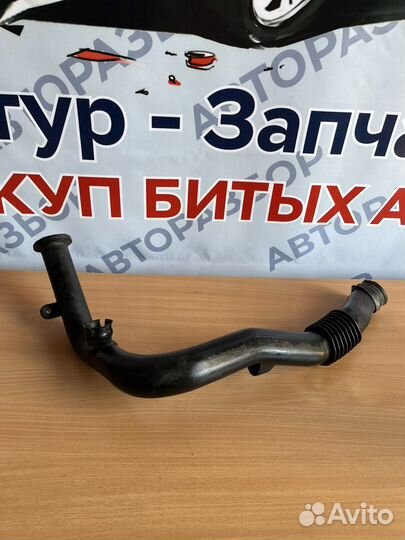 Патрубок воздушного фильтра cube 165752U001