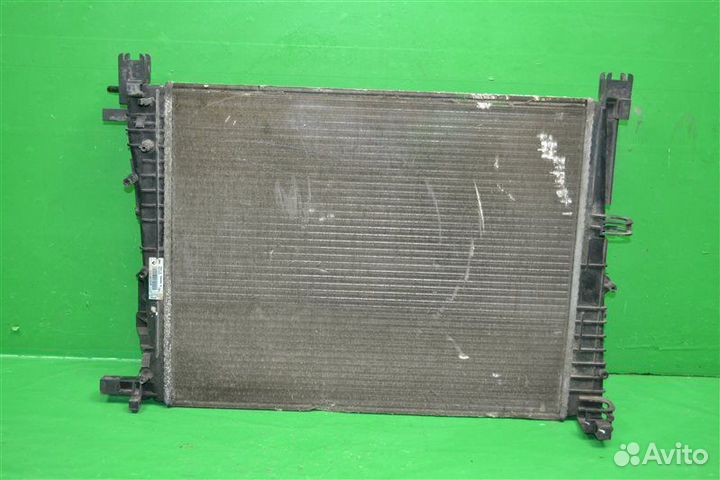 Радиатор охлаждения Renault Logan 2 2014
