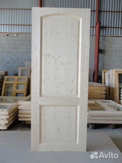 Деревянные двери