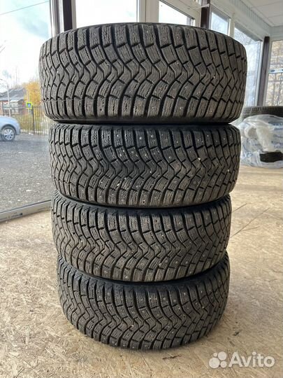 Michelin X-Ice North XIN2 235/55 R17 103T