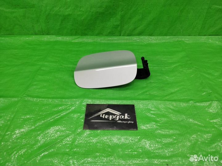 Лючок бензобака (топливного бака) Audi Q5 08-17