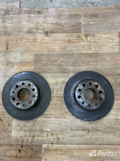 Тормозные диски Skoda Octavia A5 задние