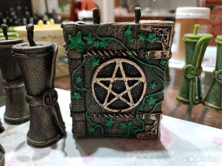 Свеча Гримуар