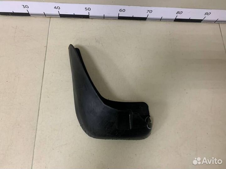 Брызговик задний левый Chevrolet Captiva C100 2006-2011