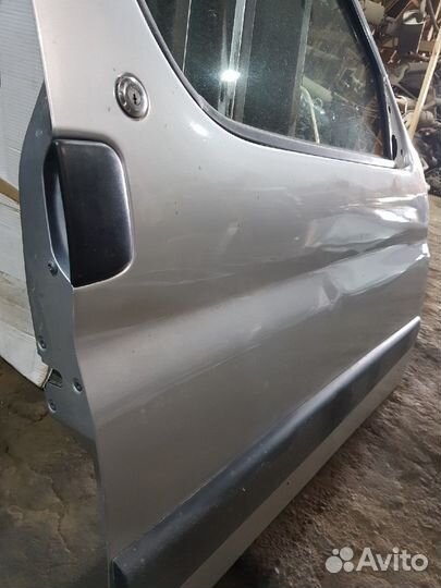 Дверь передняя правая Peugeot Partner 2006