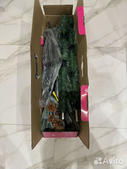 Елка искусственная