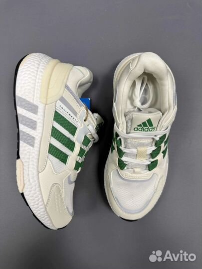 Кроссовки женские adidas