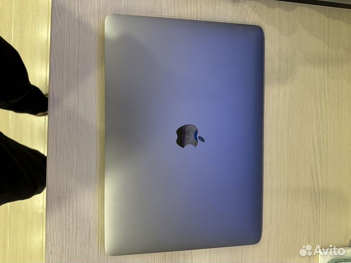 Apple MacBook Pro 13 2018