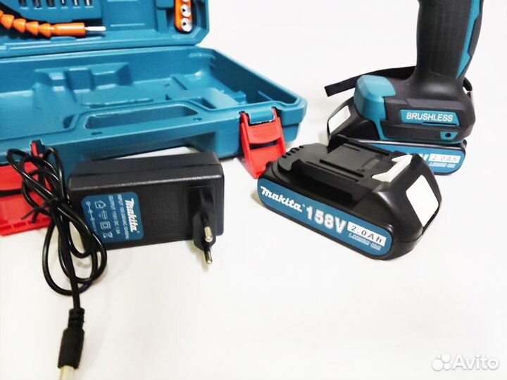 Шуруповёрт Makita 158V