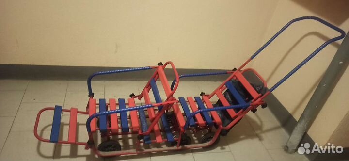 Продаются усиленные санки для двойни