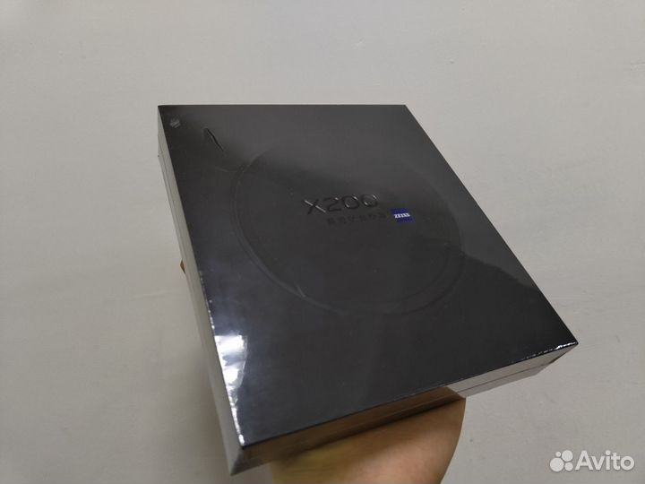 Vivo X200, 16/512 ГБ