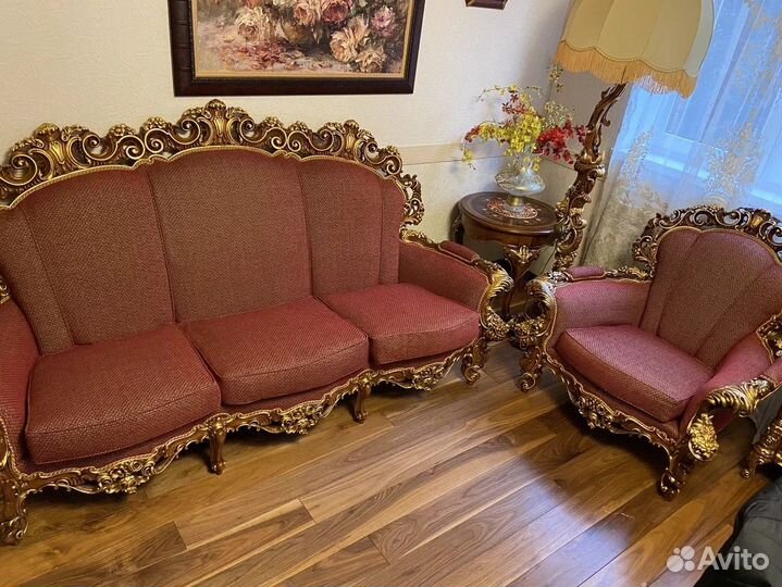 Перетяжка мебели Мытищи, обивка дивана, кресла