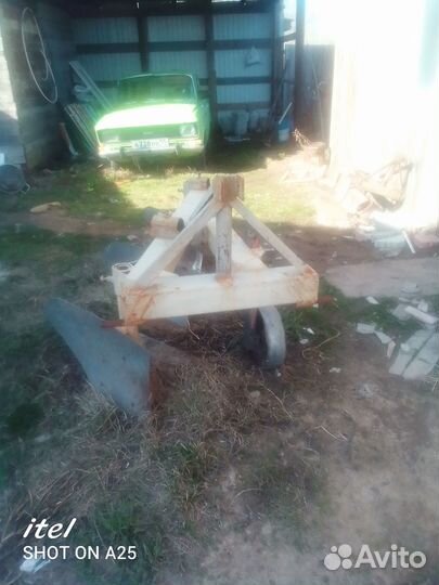 Плуг Палехагромаш 3-х корпусной 3x35, 2012