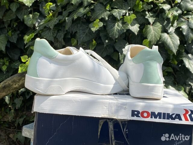 Продаю кроссовки Romika
