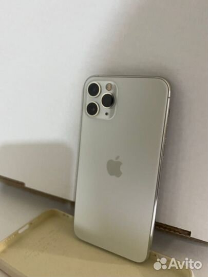 iPhone 11 Pro, 64 ГБ