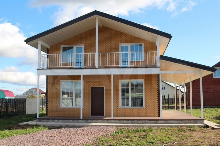 Коттедж 205,3 м² на участке 12 сот.