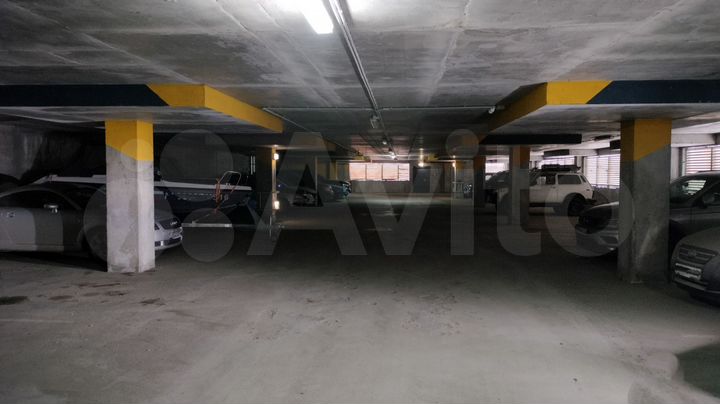 Машиноместо, 15 м²