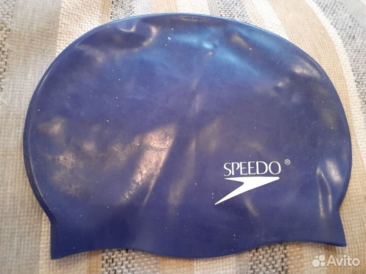 Шапочки для бассейна