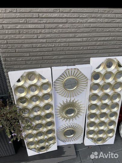 Зеркальные панно золотые. Круглые зеркала 3 шт