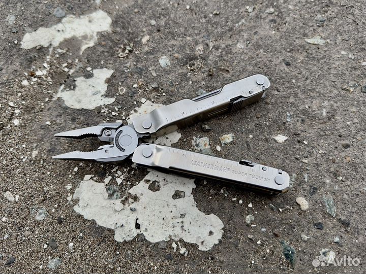 Leatherman Super Tool 300