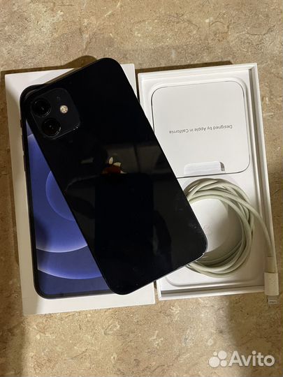 iPhone 12, 64 ГБ