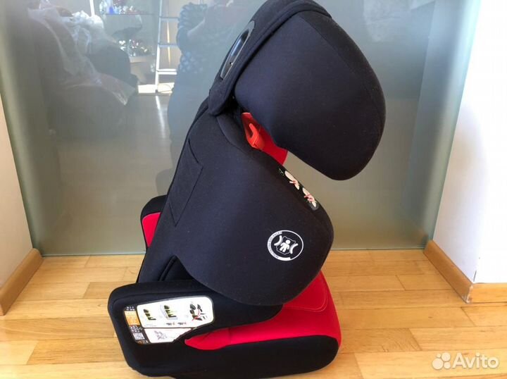 Автомобильное дет кресло