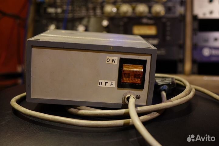 Neuman блок фантомного питания для u87 и пр