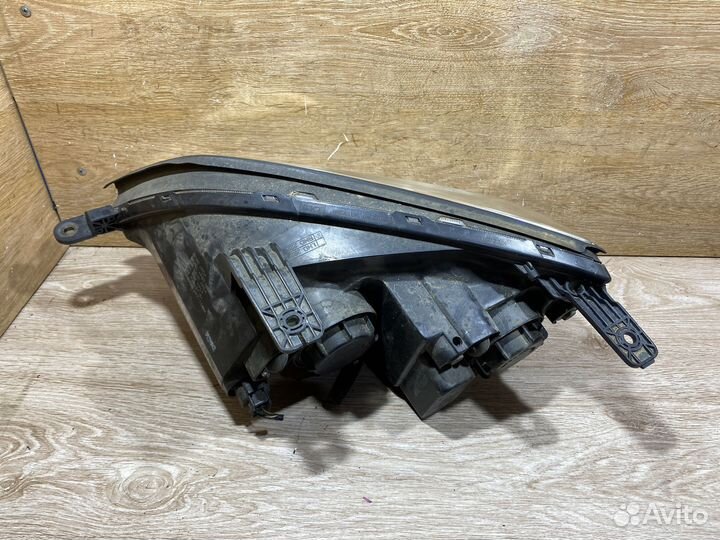 Фара передняя правая Opel Antara 142273