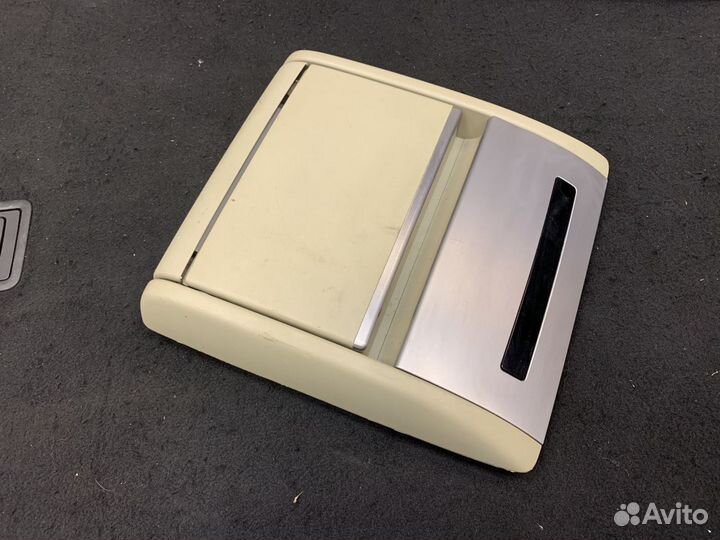 Infiniti fx35 fx45 монитор в потолок бежевый