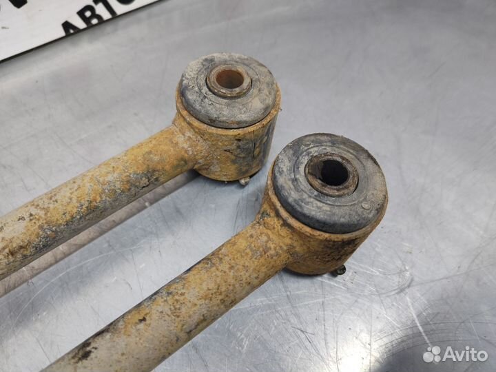 Тяга продольная задняя Toyota Camry SV30 1991 г.в