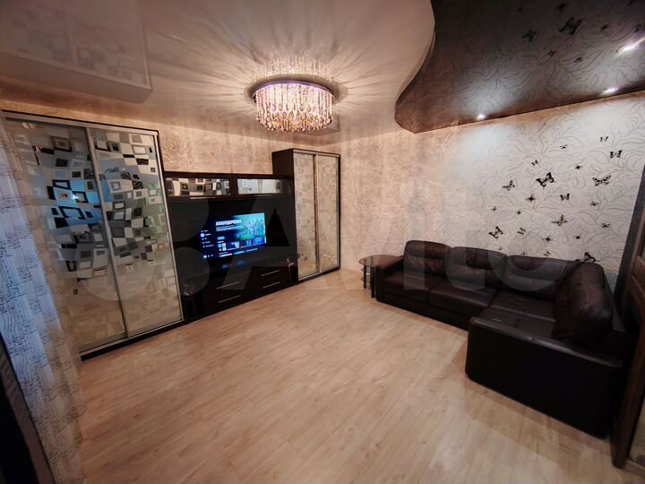 2-к. квартира, 65 м², 5/9 эт.