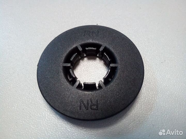 Клипса крепления автоковрика рено