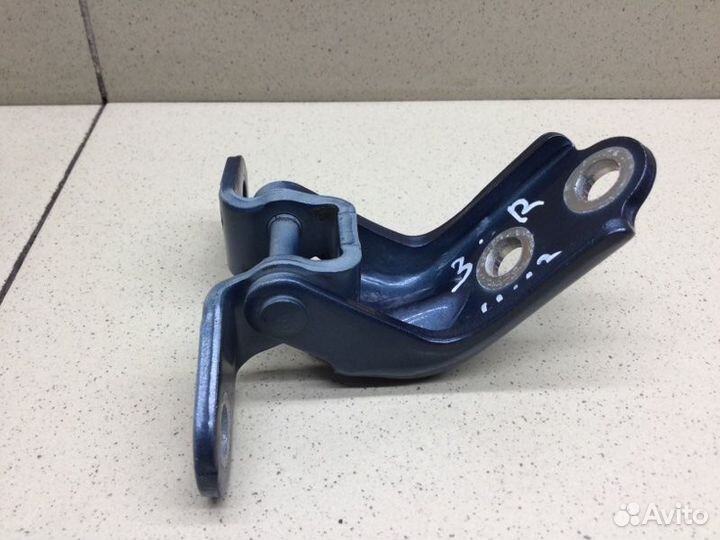 Петля двери задней правой нижняя Kia Ceed