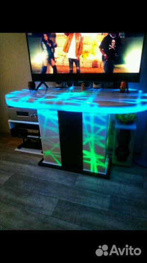 Столешница на заказ из искусственного камня