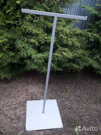 Вешалка напольная