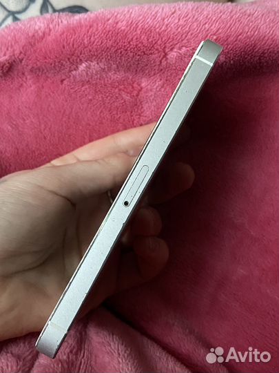 iPhone 5S, 64 ГБ