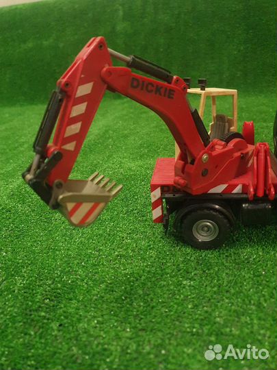 Модель авто Dickie toys