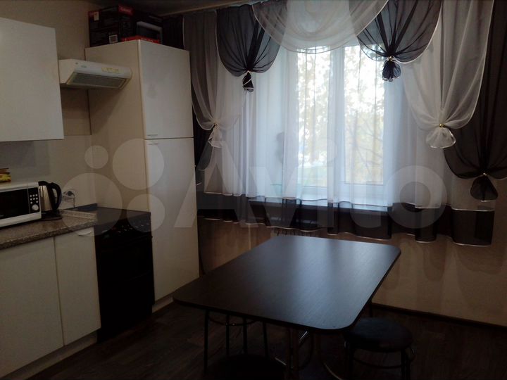 1-к. квартира, 40 м², 4/9 эт.