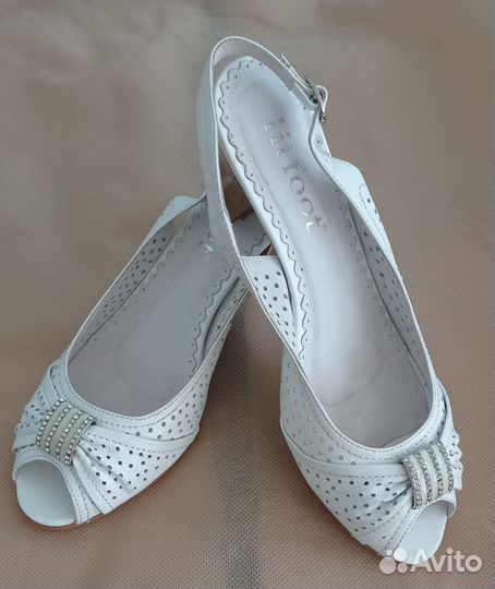 Босоножки натуральная кожа