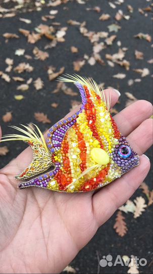 Брошь ручной работы